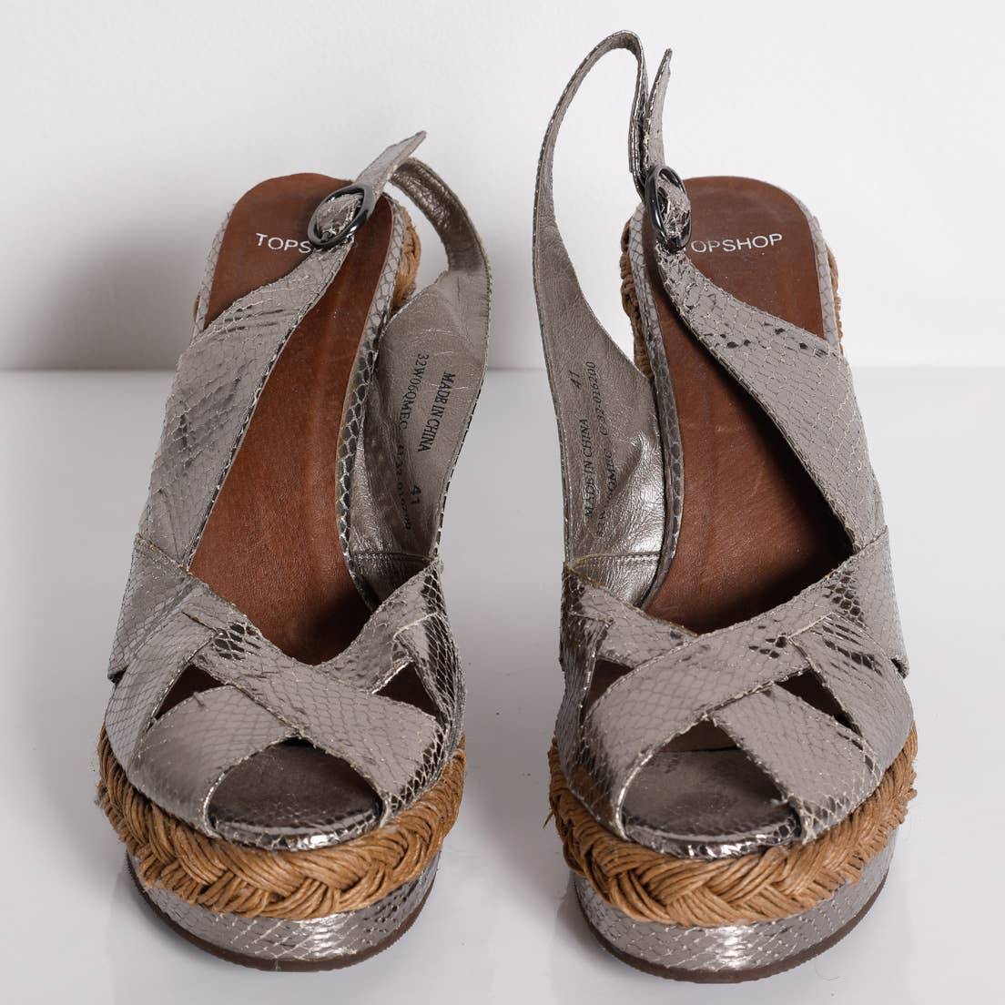 TOPSHOP Vintage Silver Metallic Snakeskin Platform Sandals