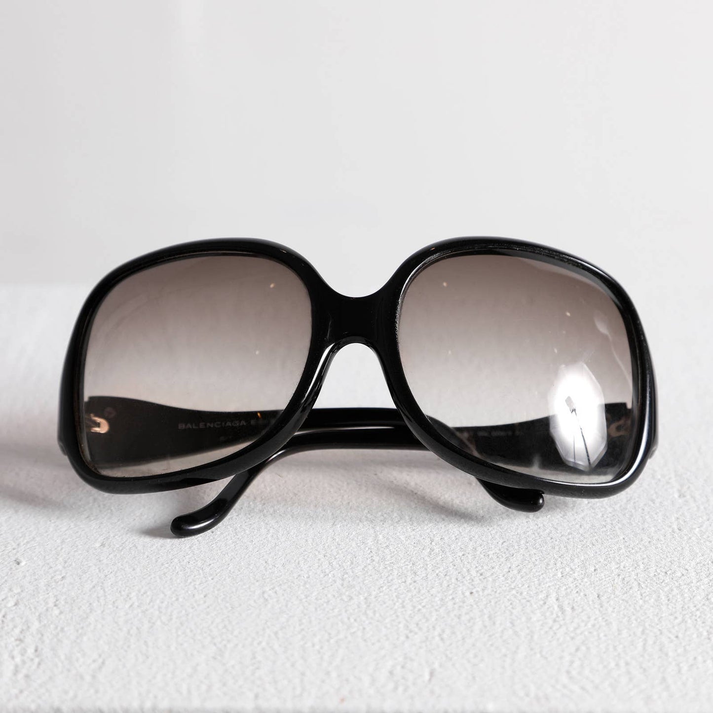 BALENCIAGA Black Framed Retro Style Sunglasses