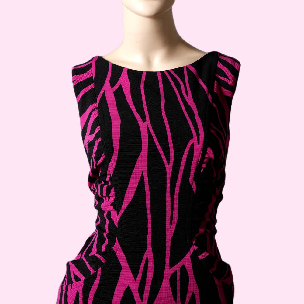 DAVID MEISTER Pink and Black Printed Sleeveless Dress