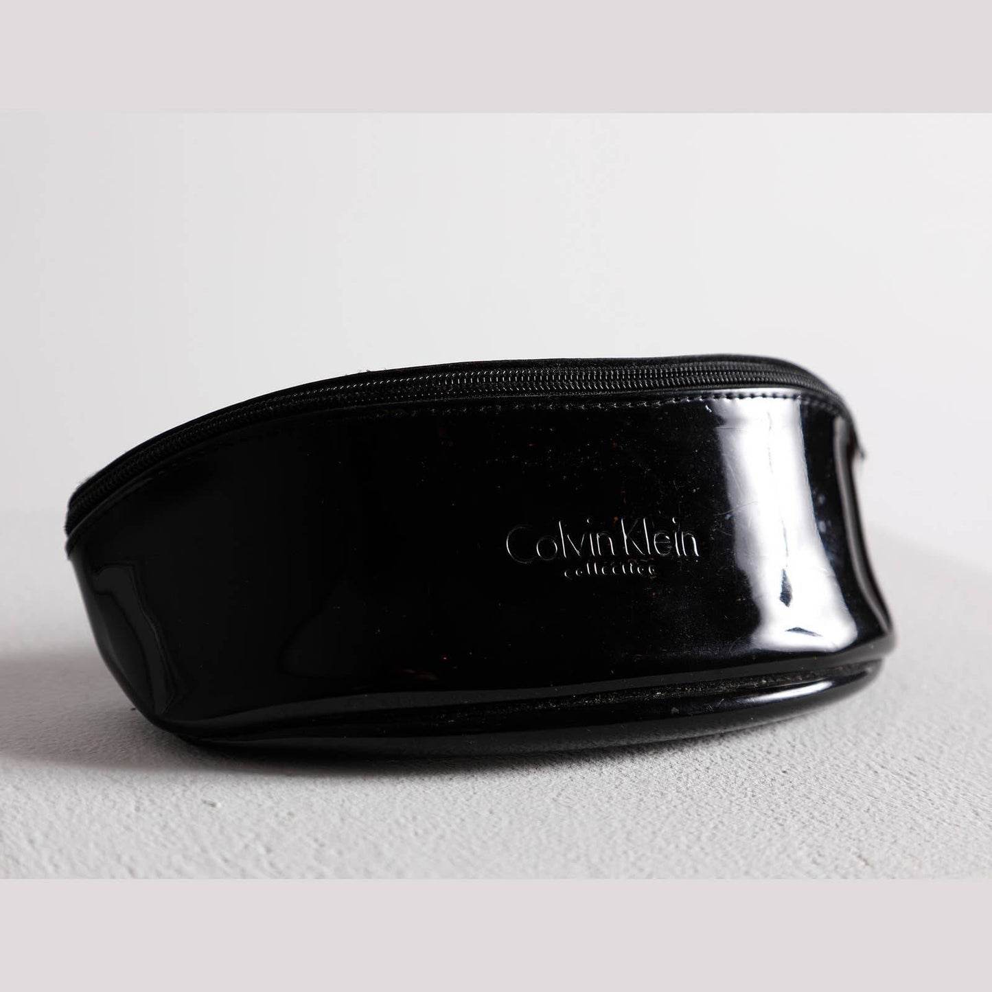 CALVIN KLEIN Tortoise Round Sunglasses