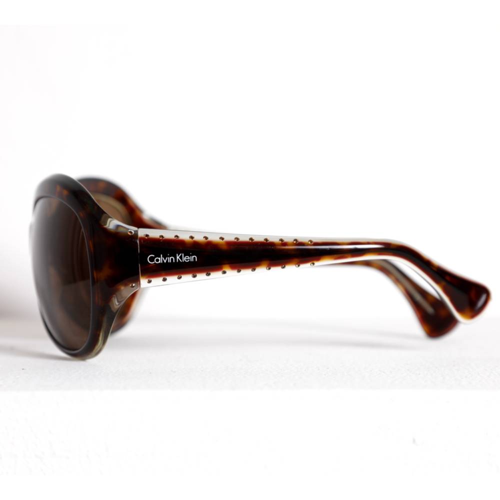 CALVIN KLEIN Tortoise Round Sunglasses