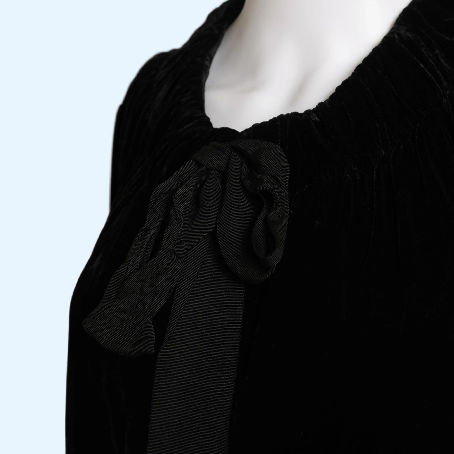 BANANA REPUBLIC Vintage Black Velvet Cape With Ribbon Tie