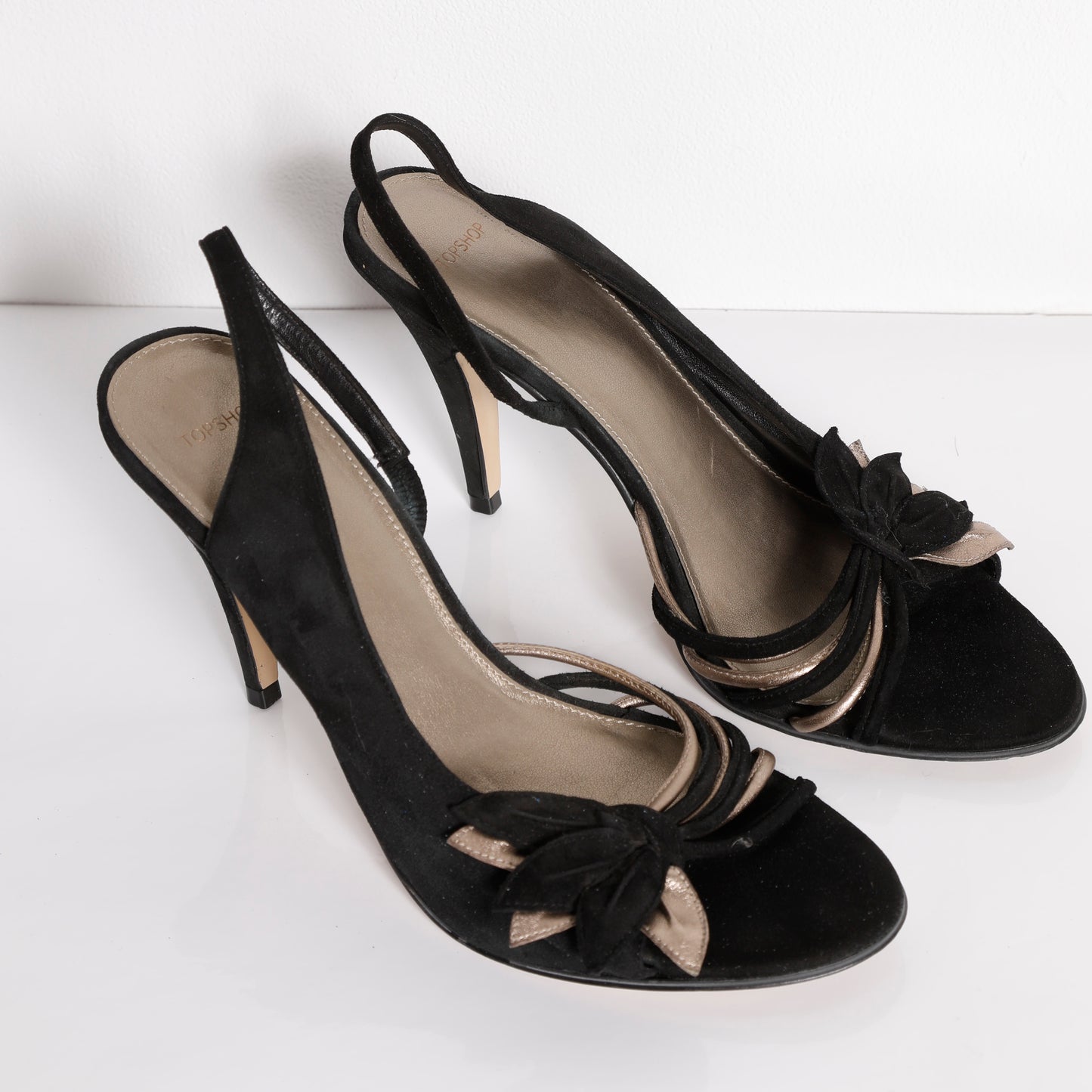 TOPSHOP Vintage Black Suede and Metallic Gold Kitten Heels