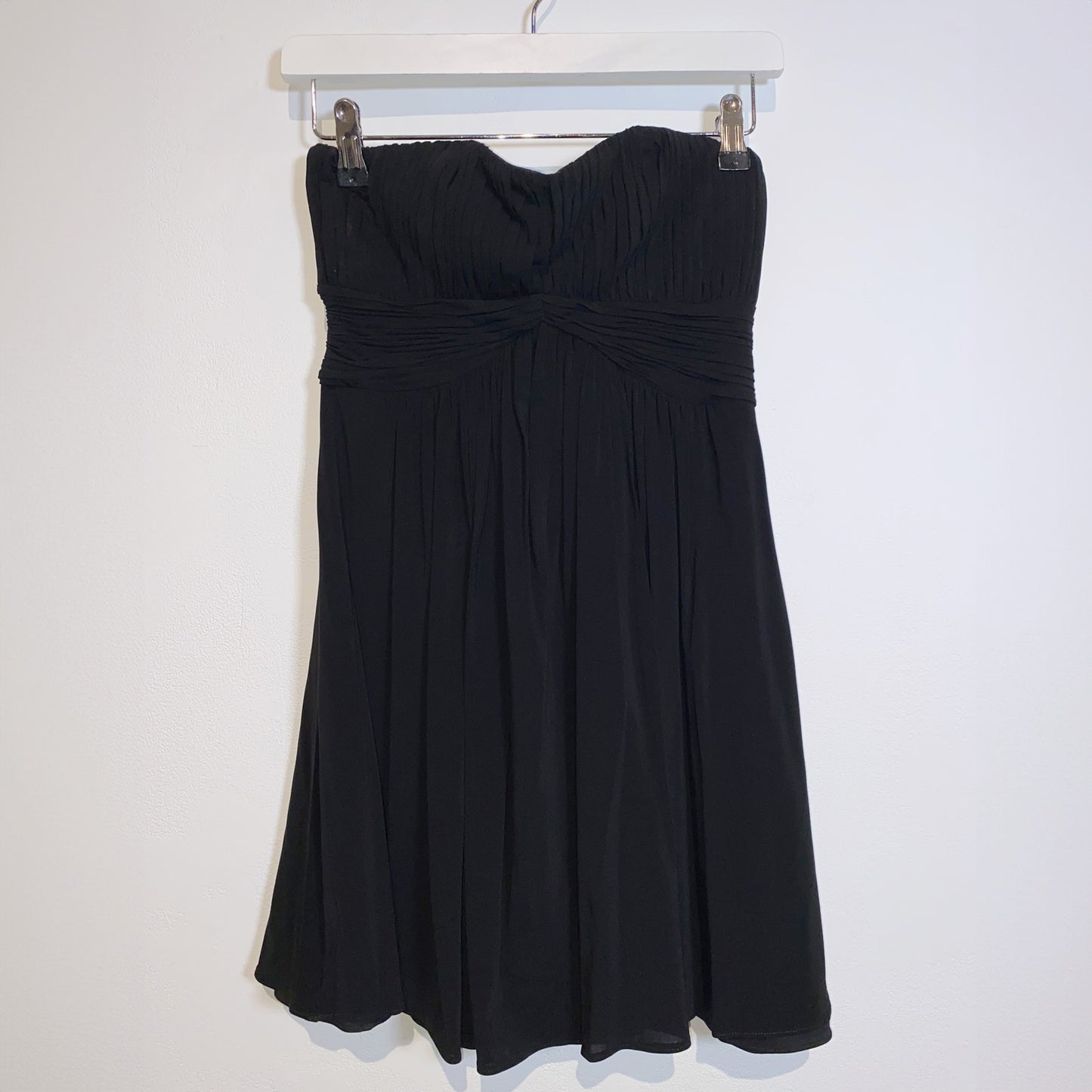 BCBGMAXAZRIA Vintage Black Strapless Mini Dress