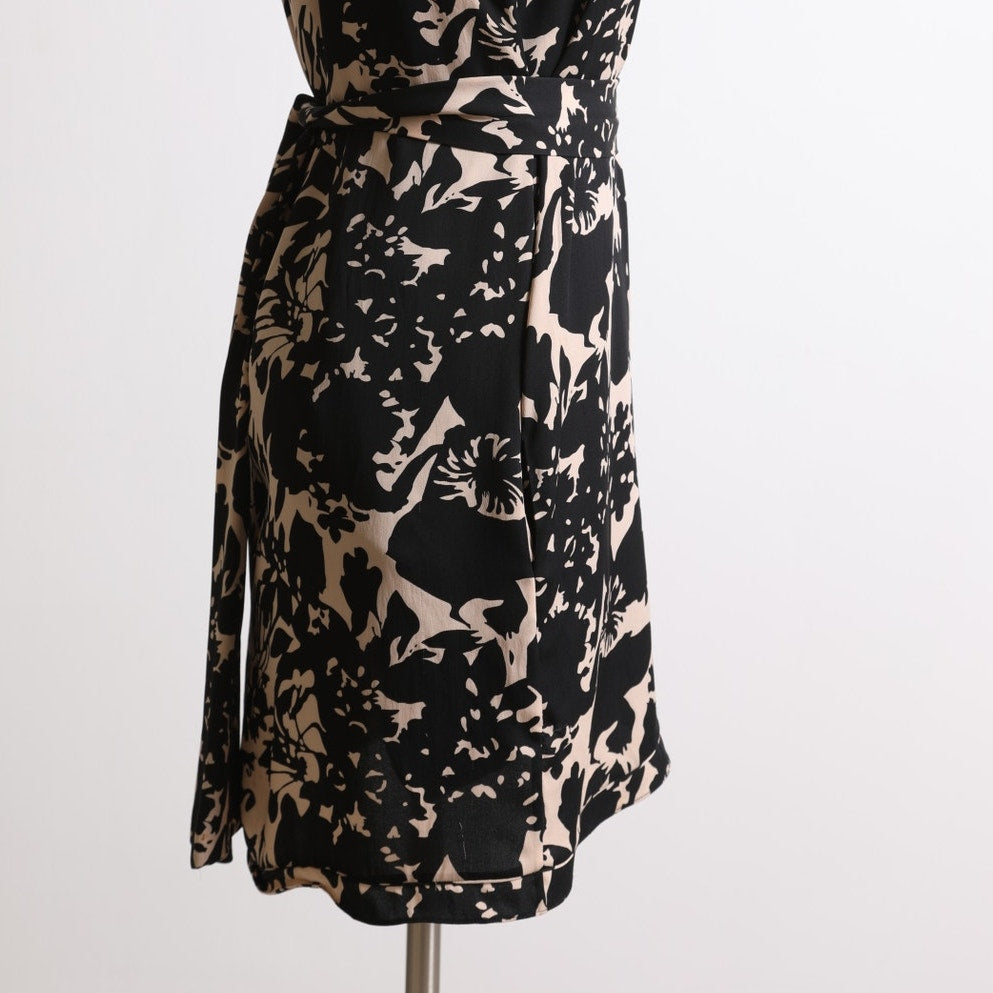 DIANE VON FURSTENBERG Vintage Black and Nude Floral Print Silk Mini Dress
