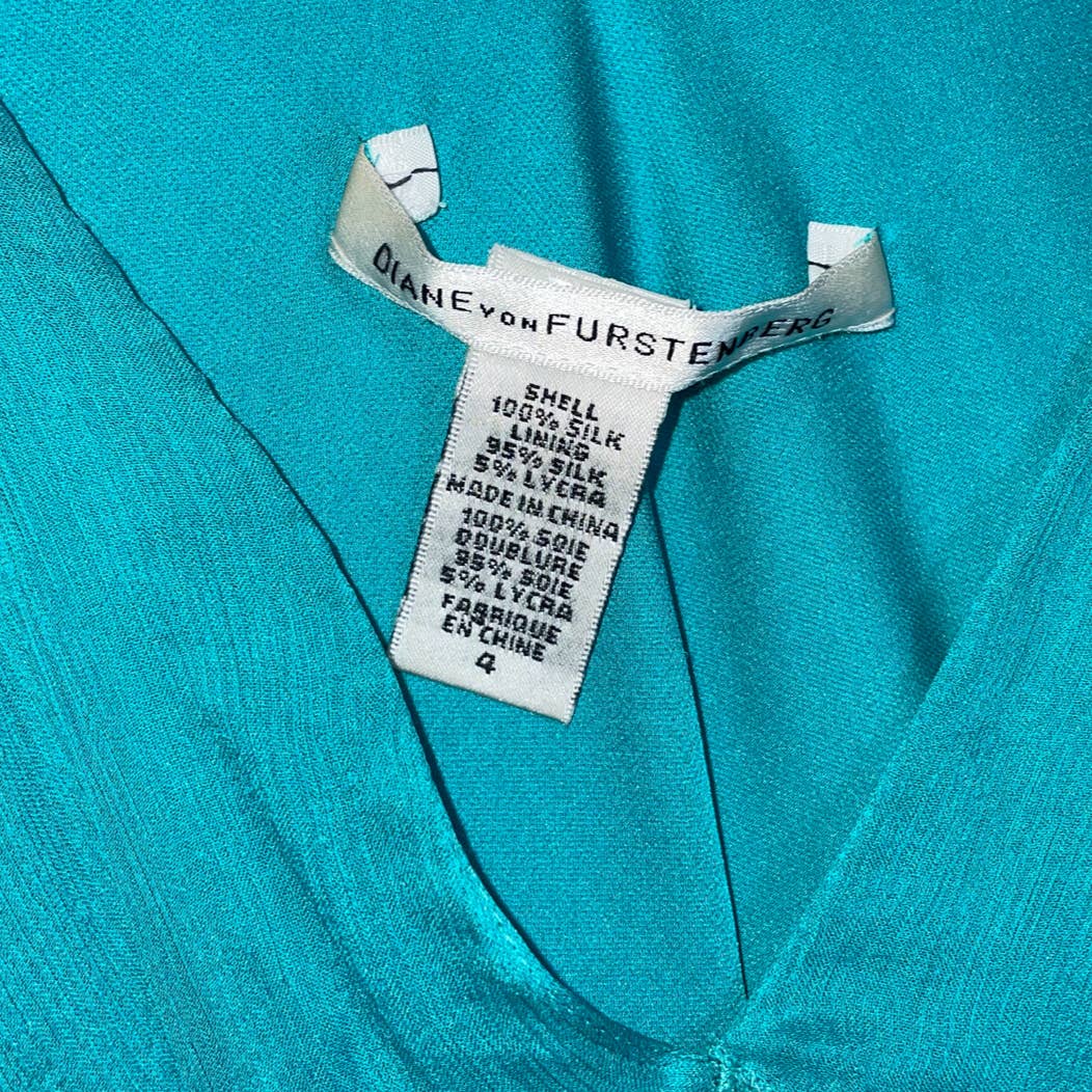 DIANE VON FURSTENBERG Turquoise Silk Blouse