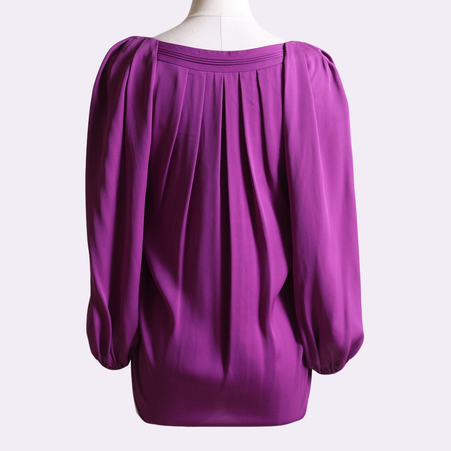 DIANE VON FURSTENBERG Vintage Purple Silk V-Neck Long Sleeve Blouse