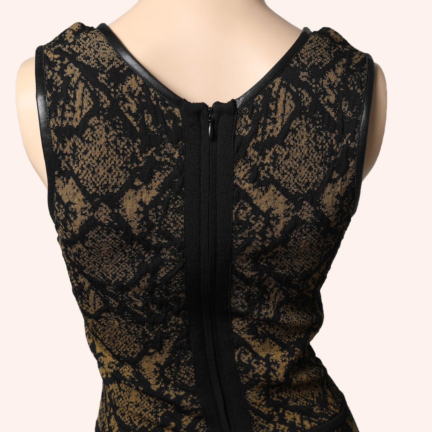 YIGAL AZROUEL CUT25 Black and Gold Jacquard Sleeveless Knit Dress