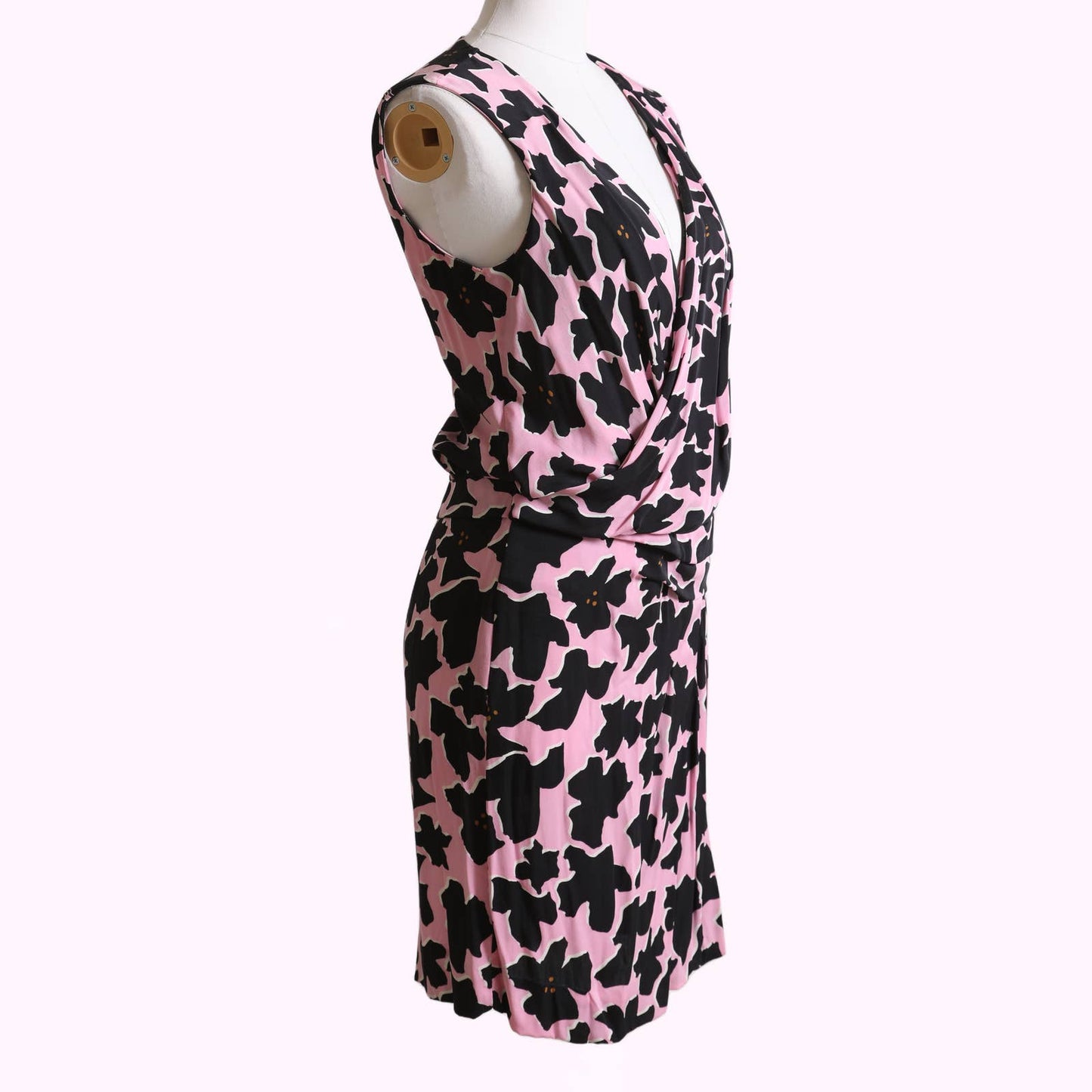 DIANE VON FURSTENBERG Pink and Black Printed Sleeveless Silk Dress