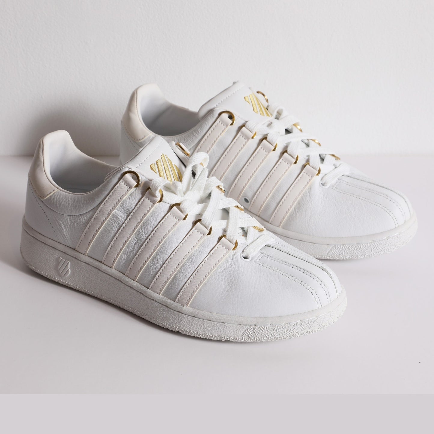 K SWISS White Leather Classic Sneakers 50th Anniversary Collection - New In Box