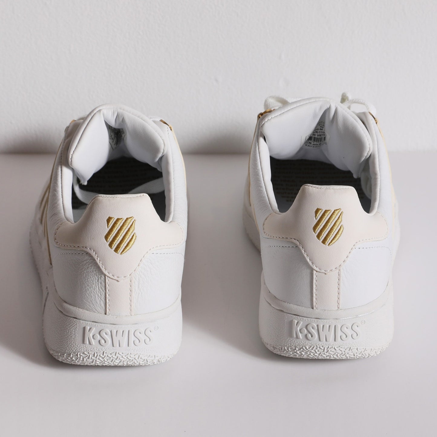 K SWISS White Leather Classic Sneakers 50th Anniversary Collection - New In Box