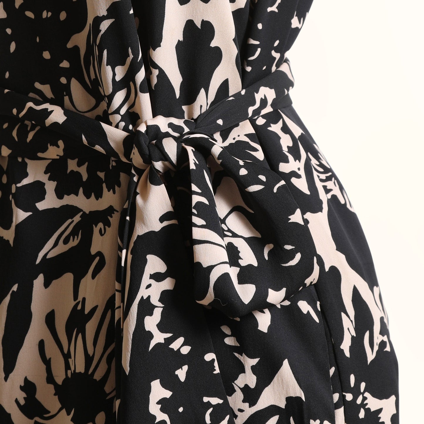DIANE VON FURSTENBERG Vintage Black and Nude Floral Print Silk Mini Dress
