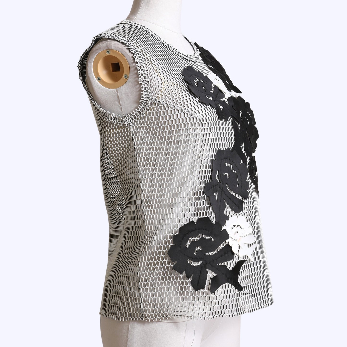 VIVIENNE TAM Black and White Netted Floral Tank
