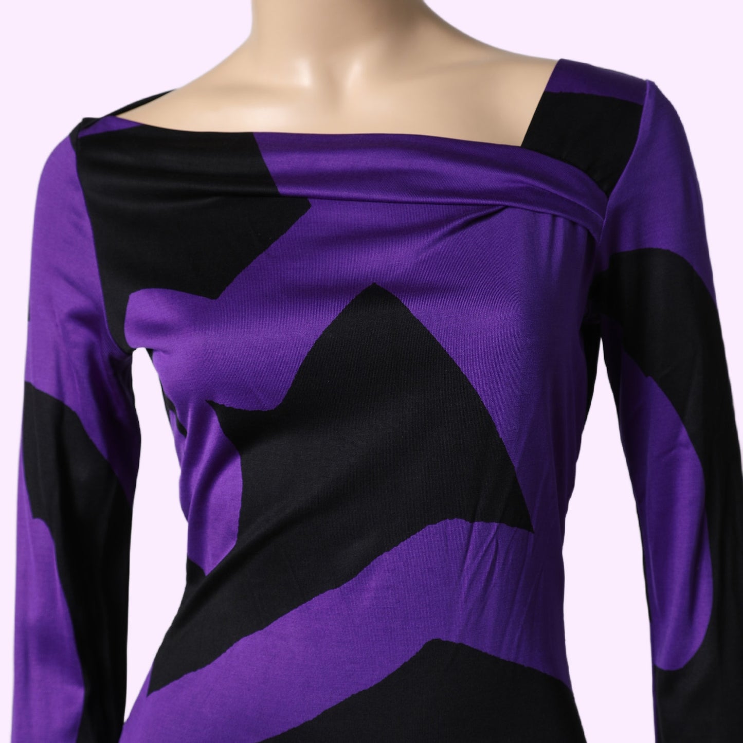 DIANE VON FURSTENBERG Black and Purple Abstract Long Sleeve Silk Dress
