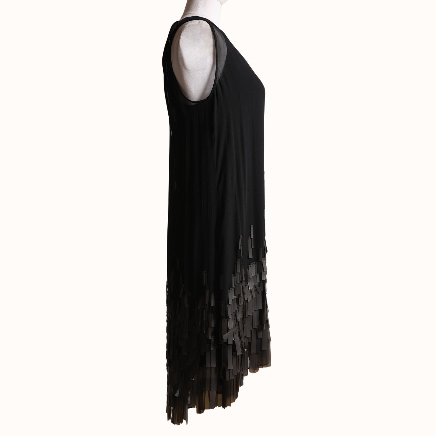 DIANE VON FURSTENBERG Vintage Black Silk Sleeveless Fringe Flapper Mini Dress