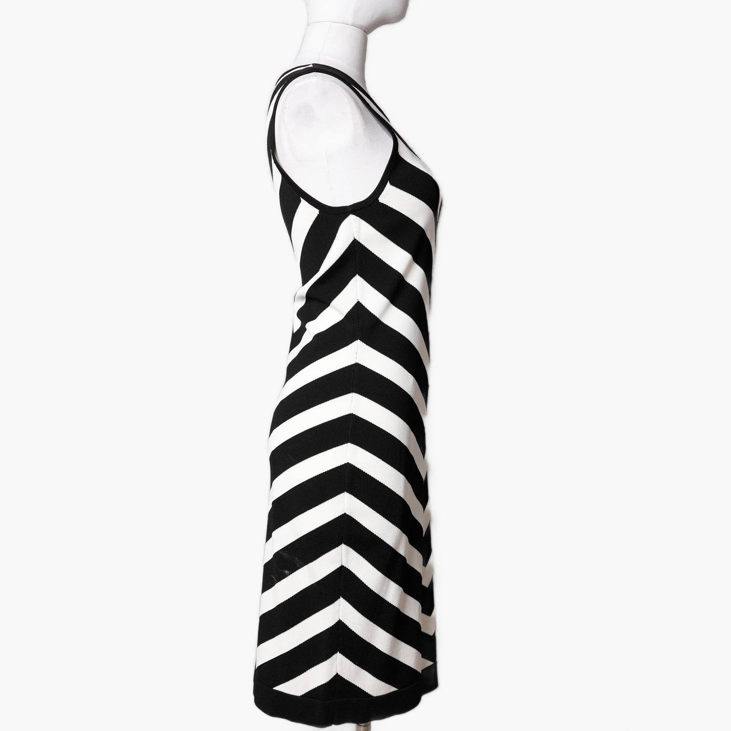 VINCE CAMUTO Black and White Striped Sleeveless Knit DressW