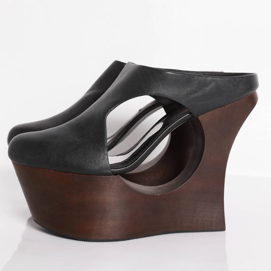 ILANIO Black Leather And Wood Retro Cutout Platform Shoes