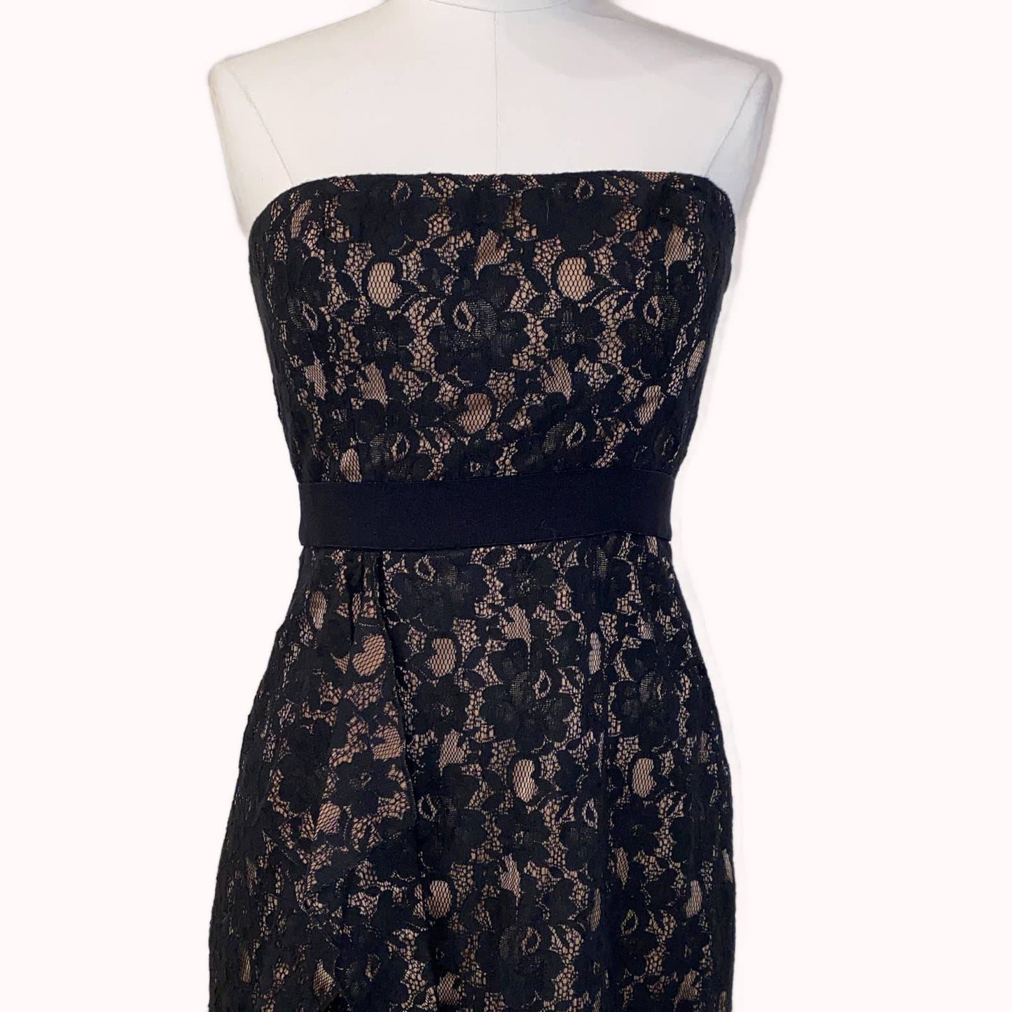 BCBGMAXAZRIA Black Lace with Cream Slip Strapless Midi Dress